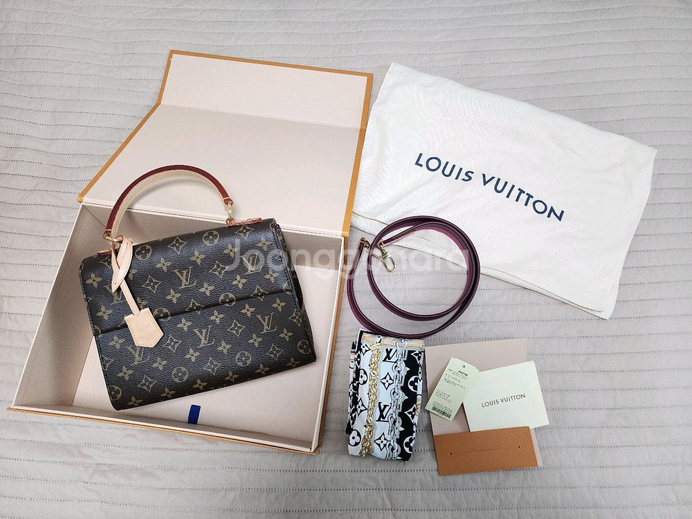 루이비통 클루니BB--8