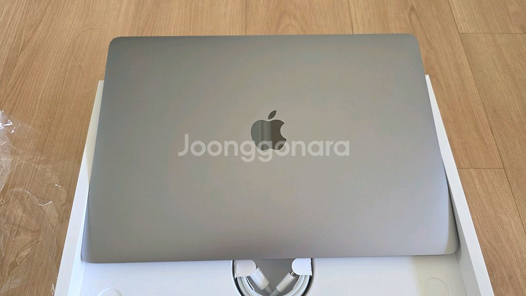 맥북 프로 M2 13인치(24GB, 256GB) 무기스--4