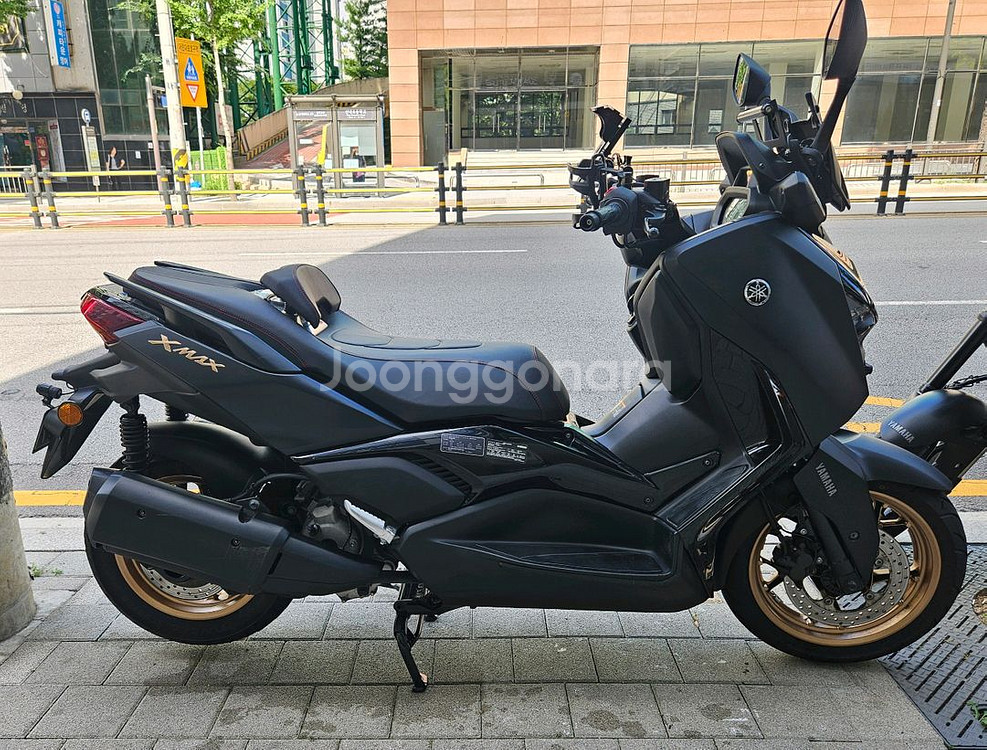 xmax300 23년식 페리 판매--0