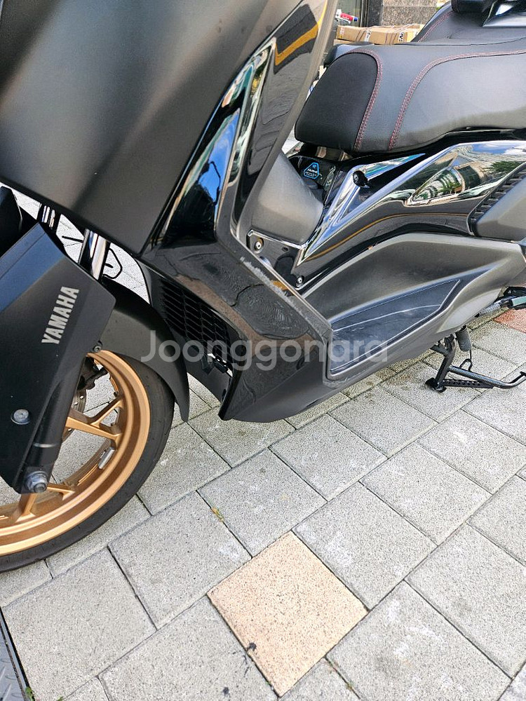xmax300 23년식 페리 판매--9