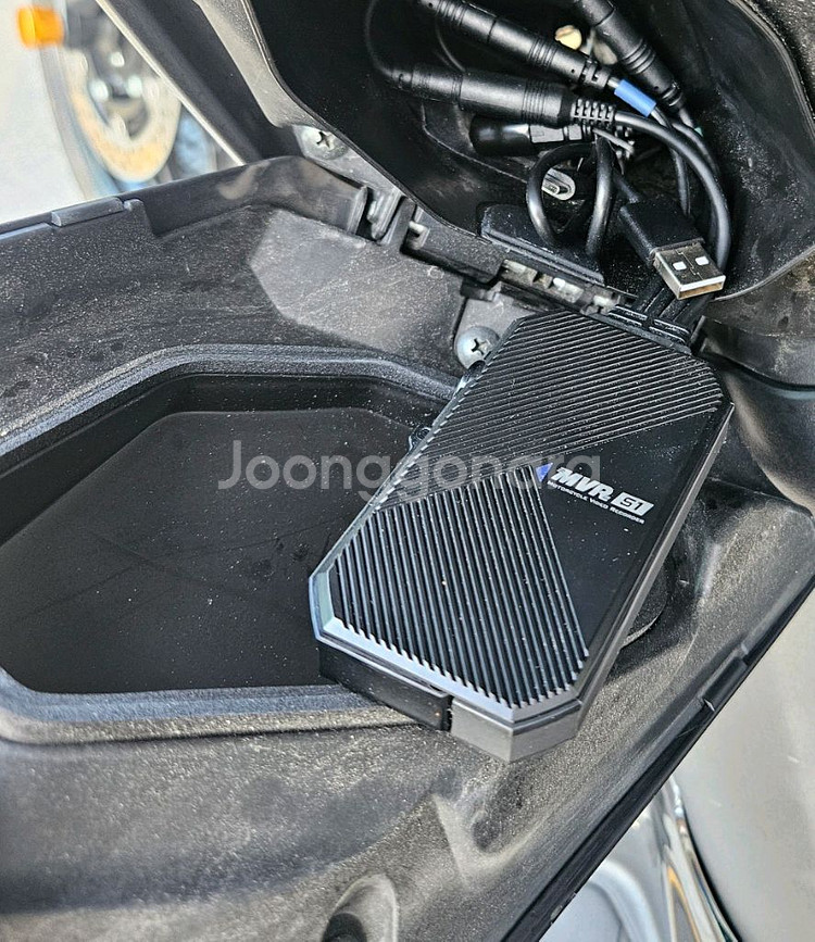 xmax300 23년식 페리 판매--7
