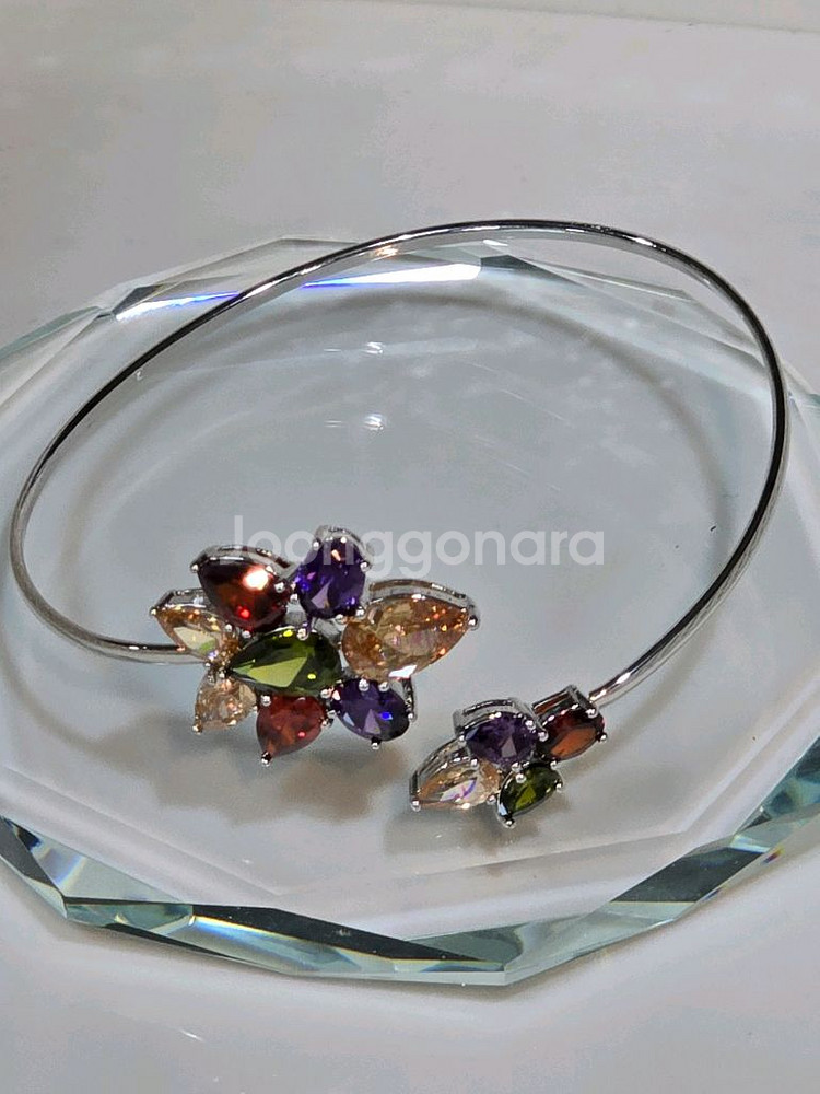 스와로브스키 크리스탈 셋팅 팔뚝찌--0