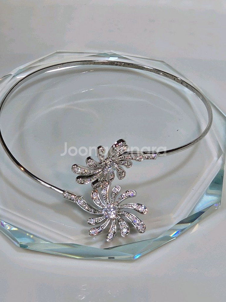 스와로브스키 크리스탈 셋팅 팔뚝찌--2