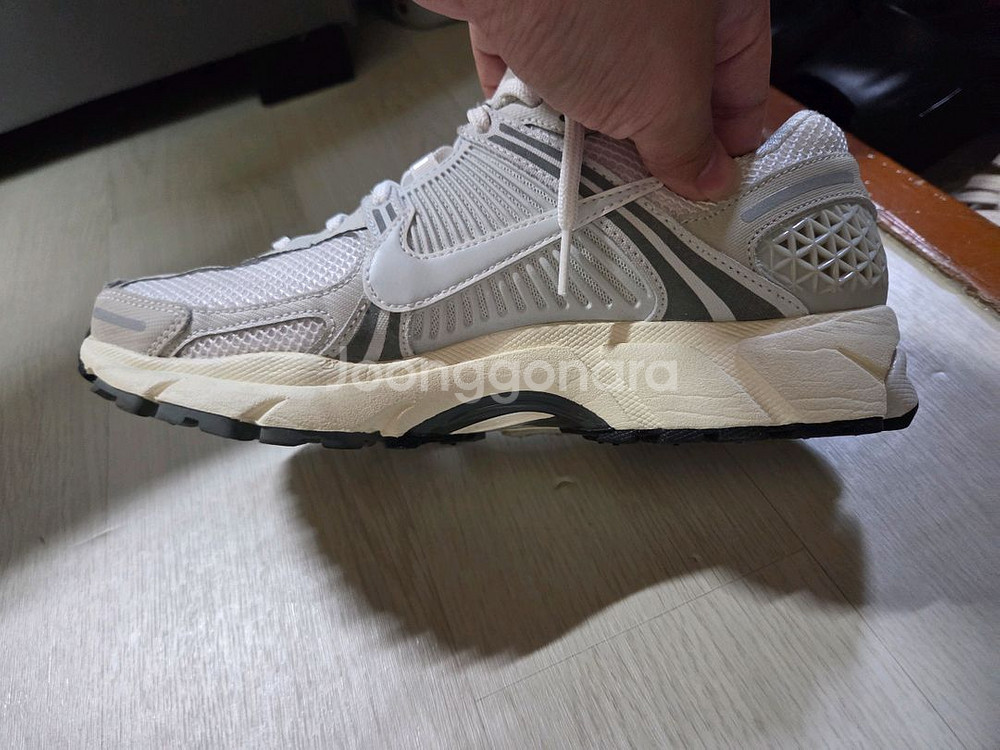 나이키 줌 보메로5 265--5