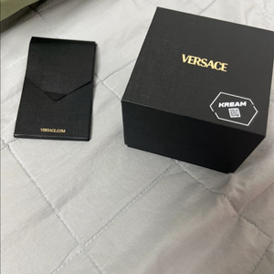 베르사체 금 목걸이