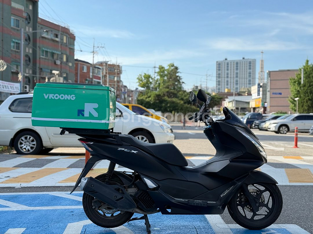 21년식 pcx125 5.3만km 배달셋팅 판매합니다--3