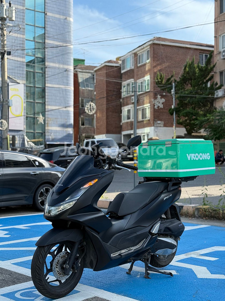 21년식 pcx125 5.3만km 배달셋팅 판매합니다--1