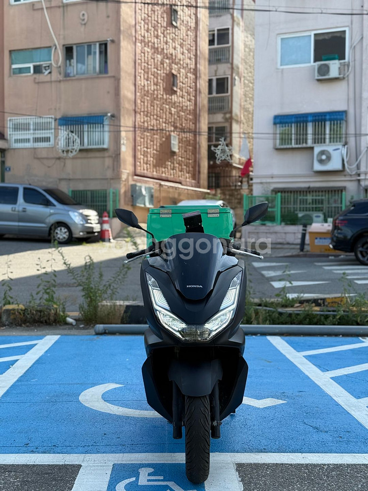 21년식 pcx125 5.3만km 배달셋팅 판매합니다--2