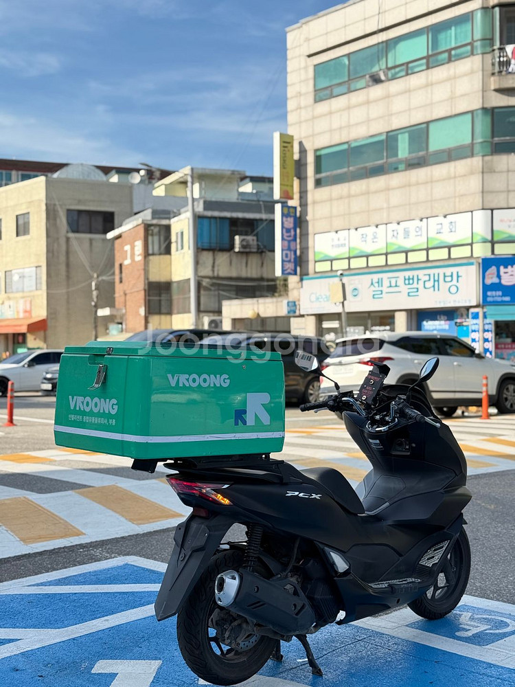 21년식 pcx125 5.3만km 배달셋팅 판매합니다--5