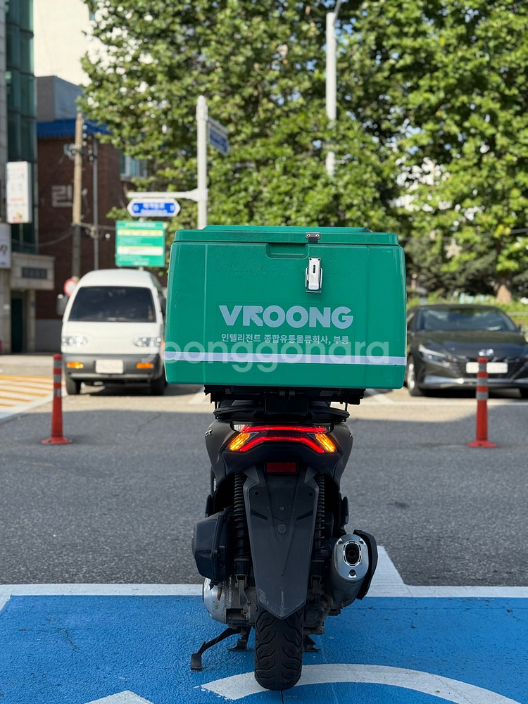 21년식 pcx125 5.3만km 배달셋팅 판매합니다--6