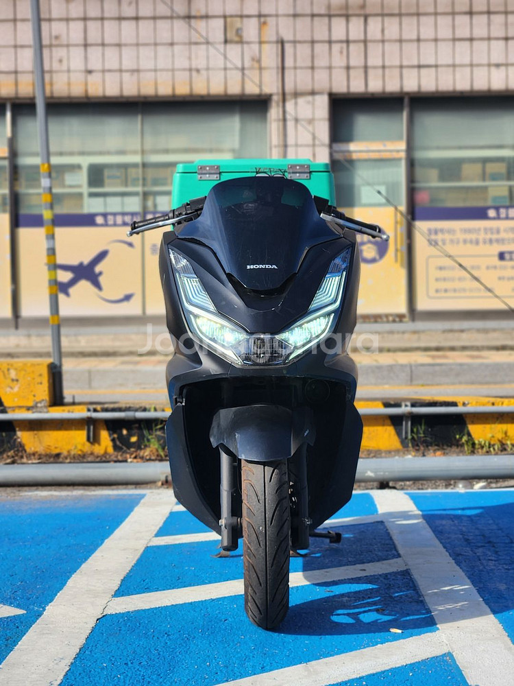 22년식 pcx125 5.9만km 배달셋팅 판매합니다--2