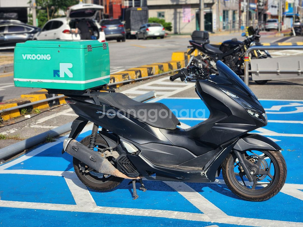 22년식 pcx125 5.9만km 배달셋팅 판매합니다--3