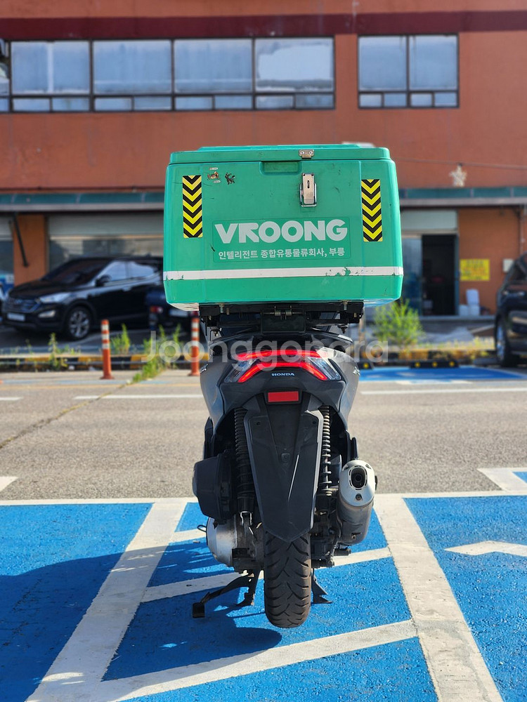 22년식 pcx125 5.9만km 배달셋팅 판매합니다--6