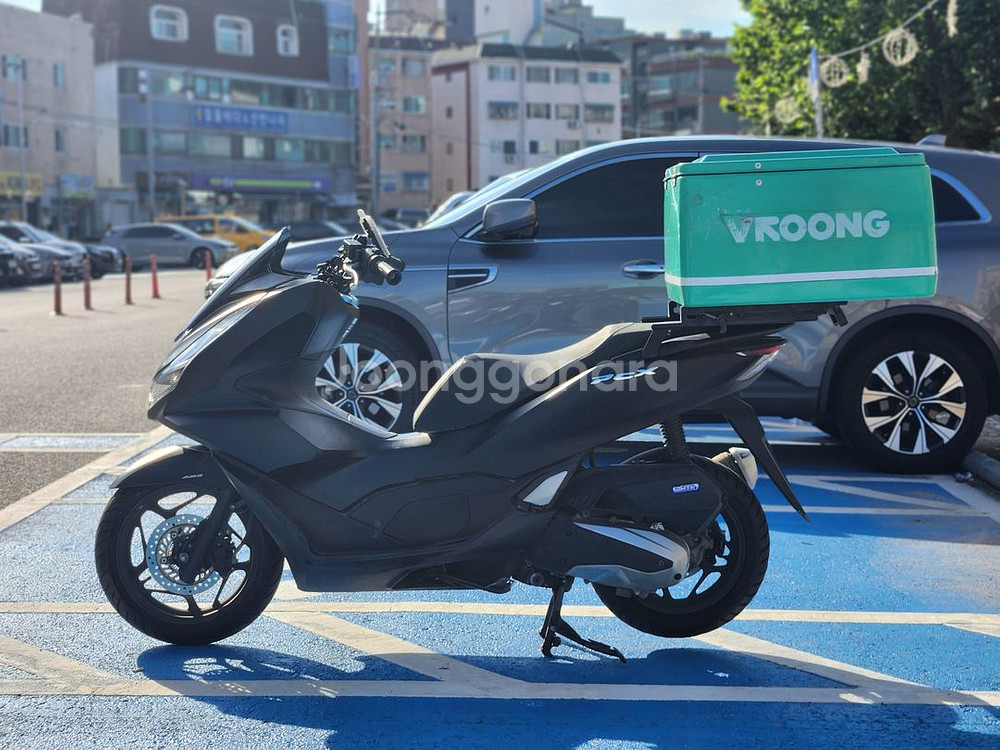 22년식 pcx125 5.9만km 배달셋팅 판매합니다--4