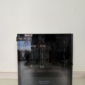컴퓨터 본체 데스크탑 팝니다