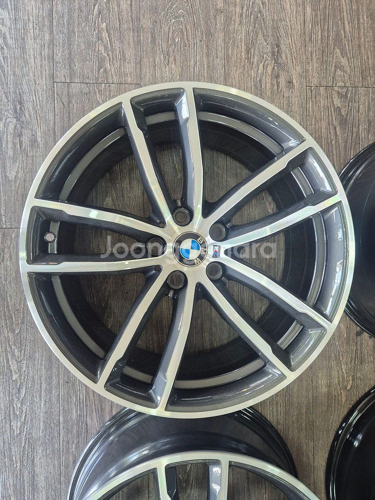 BMW G30 5시리즈 662M 순정휠 18인치--2
