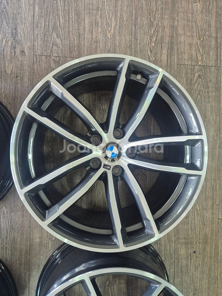 BMW G30 5시리즈 662M 순정휠 18인치--5