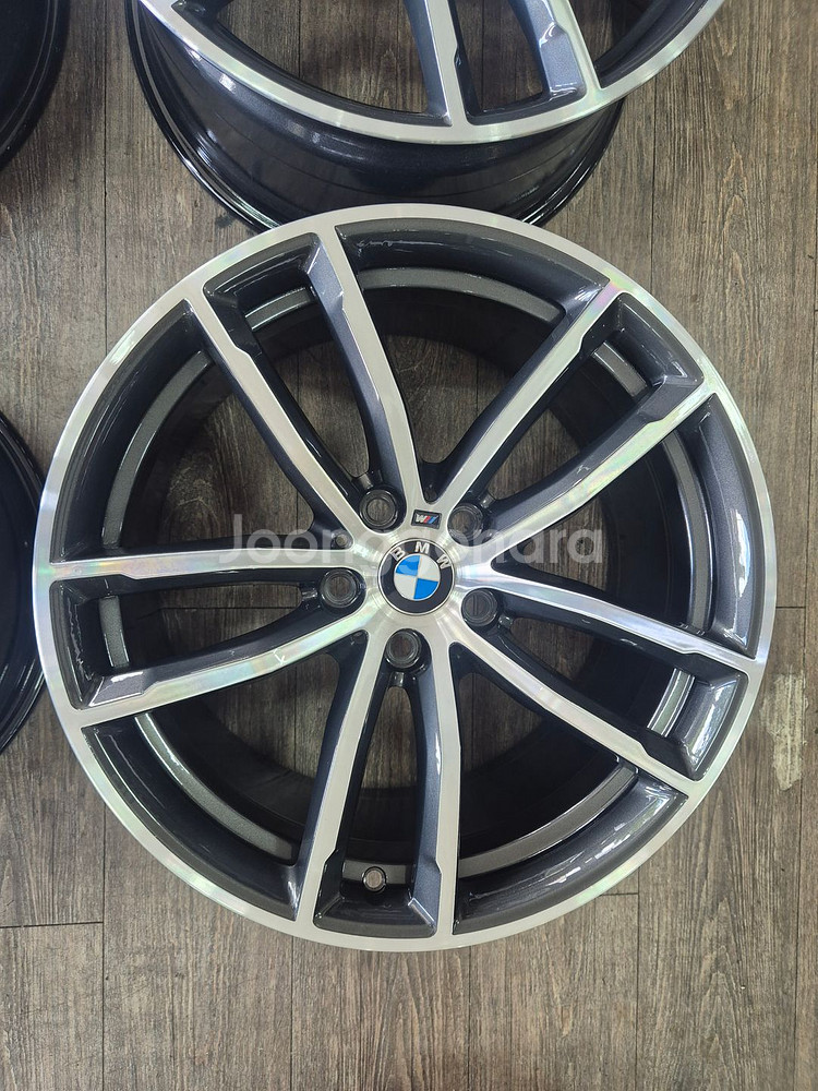 BMW G30 5시리즈 662M 순정휠 18인치--4