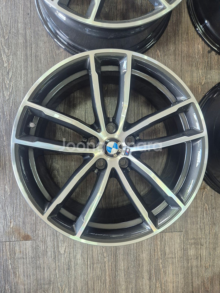 BMW G30 5시리즈 662M 순정휠 18인치--3
