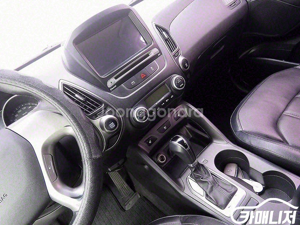 [현대]뉴 투싼iX 디젤(E-VGT)2WD 스마트 스페--9