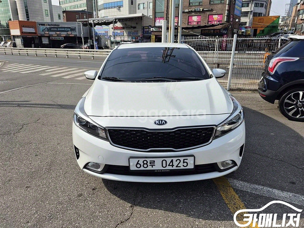 [기아]더뉴 K3 1.6 GDI 트렌디 기본형 (5인승--0