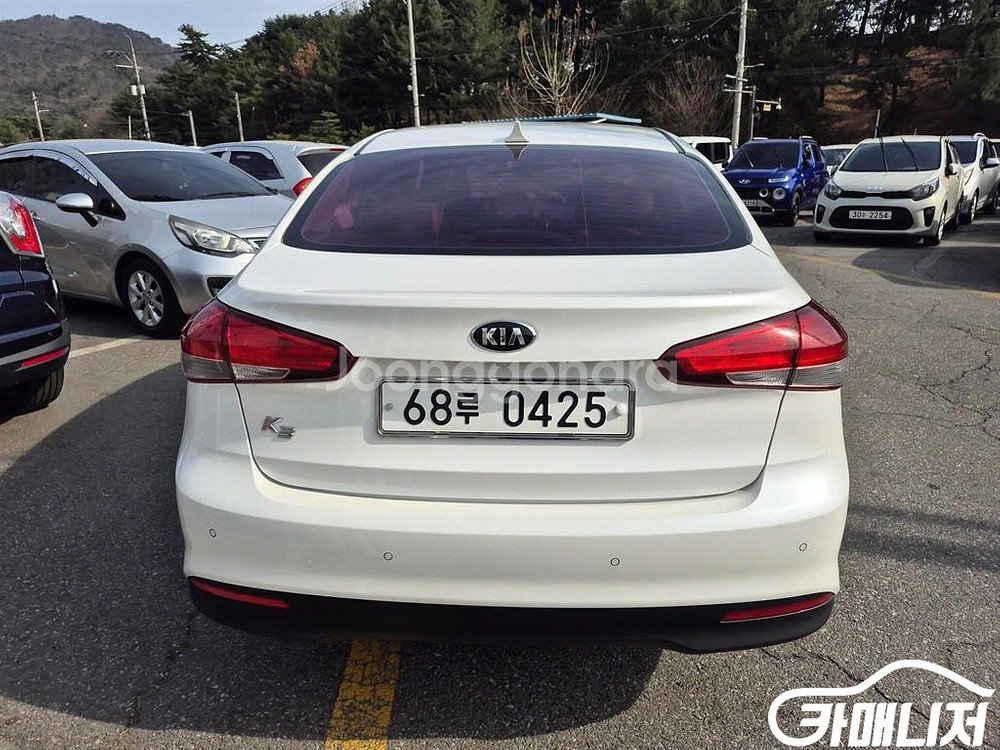 [기아]더뉴 K3 1.6 GDI 트렌디 기본형 (5인승--3