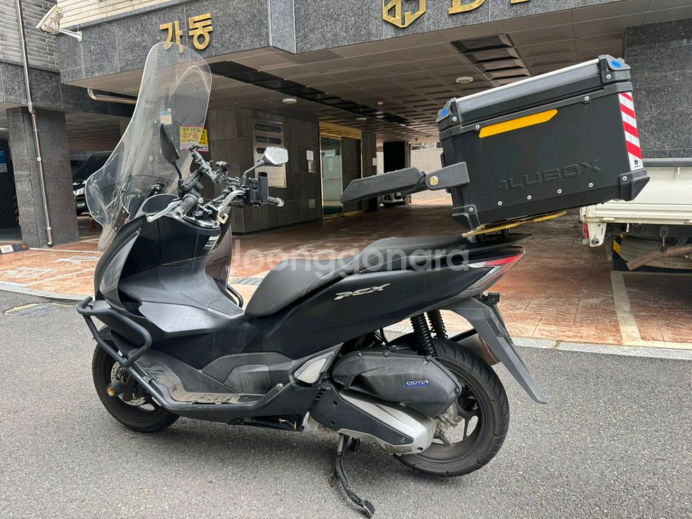 혼다 pcx125 22년형 짧은키로수 abs 팝니다--7