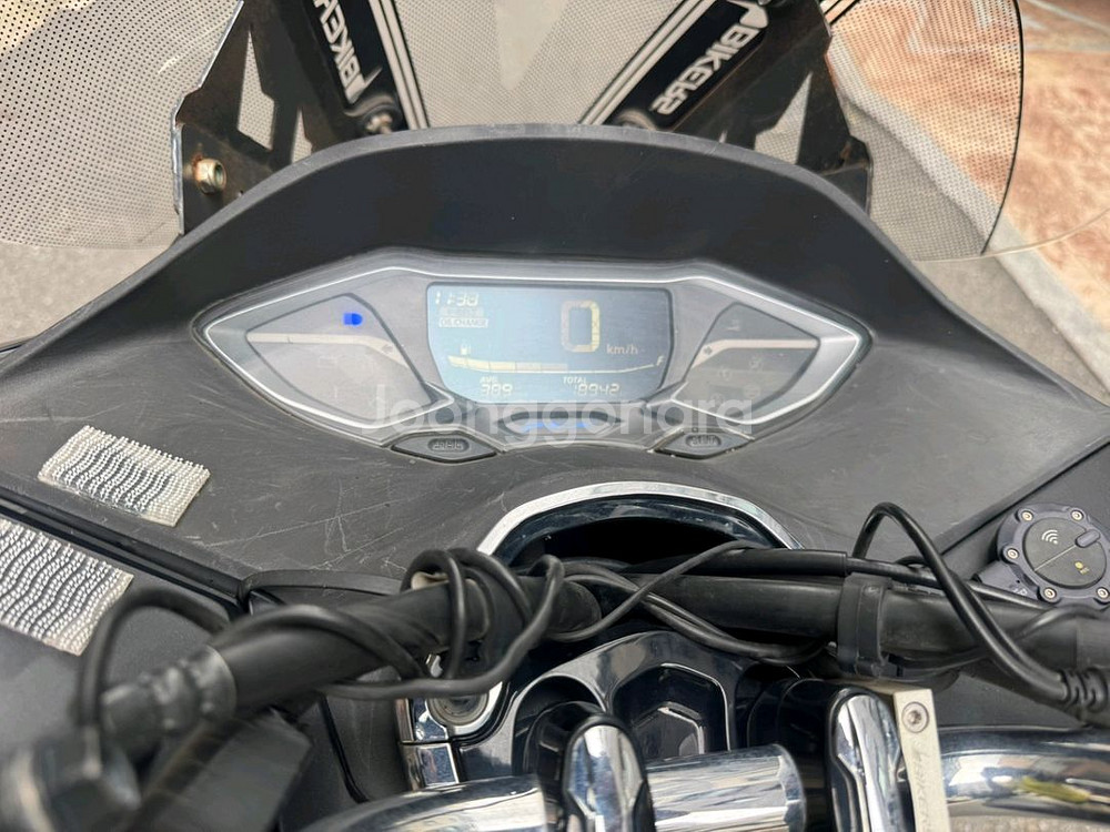 혼다 pcx125 22년형 짧은키로수 abs 팝니다--9