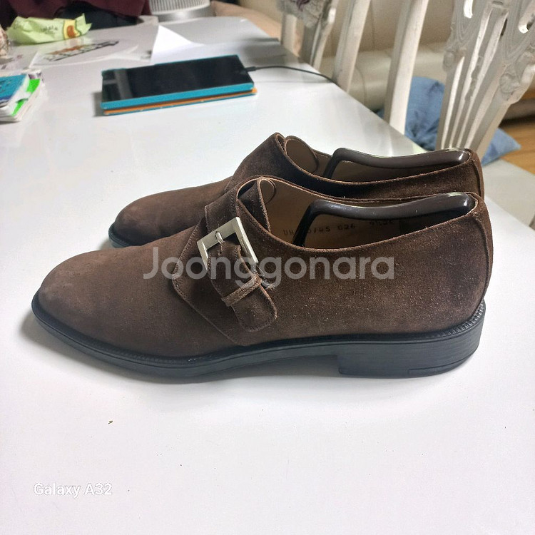 페라가모스웨이드 9.5 280--2