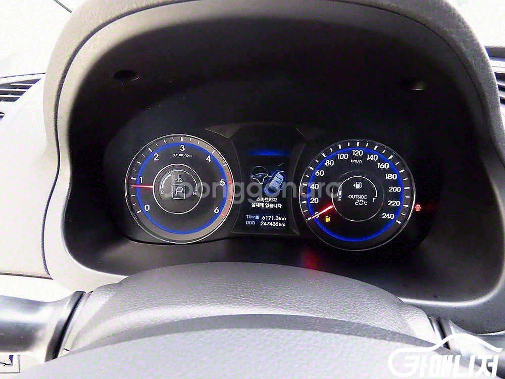 [현대]i40Saloon 1.7 VGT MODERN #--8