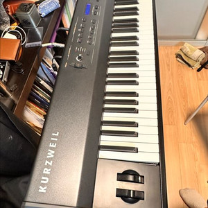 커즈와일 sp4-8 판매 합니다.