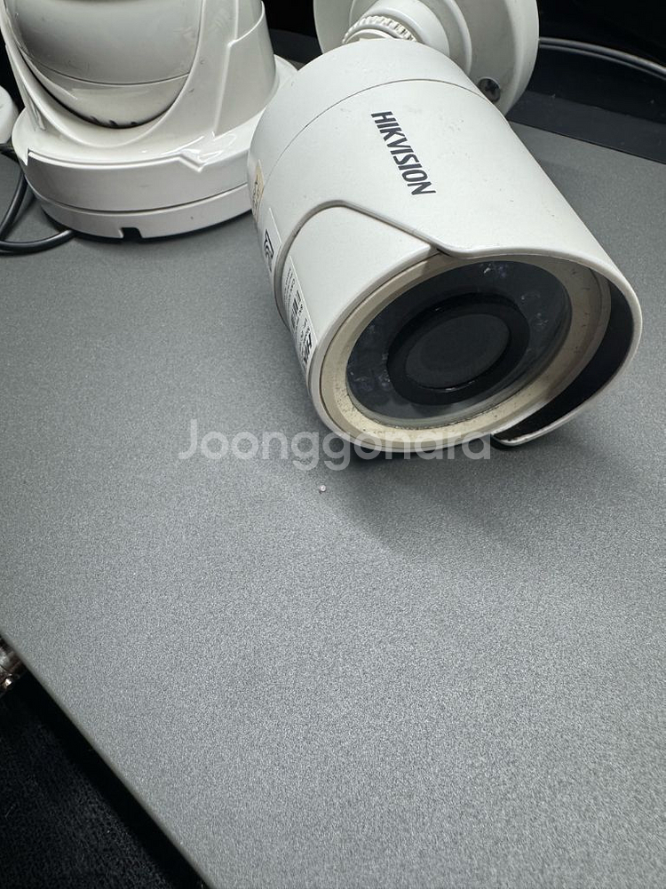 CCTV 카메라 4개 + 레코드 장비 (HIK VISI--2