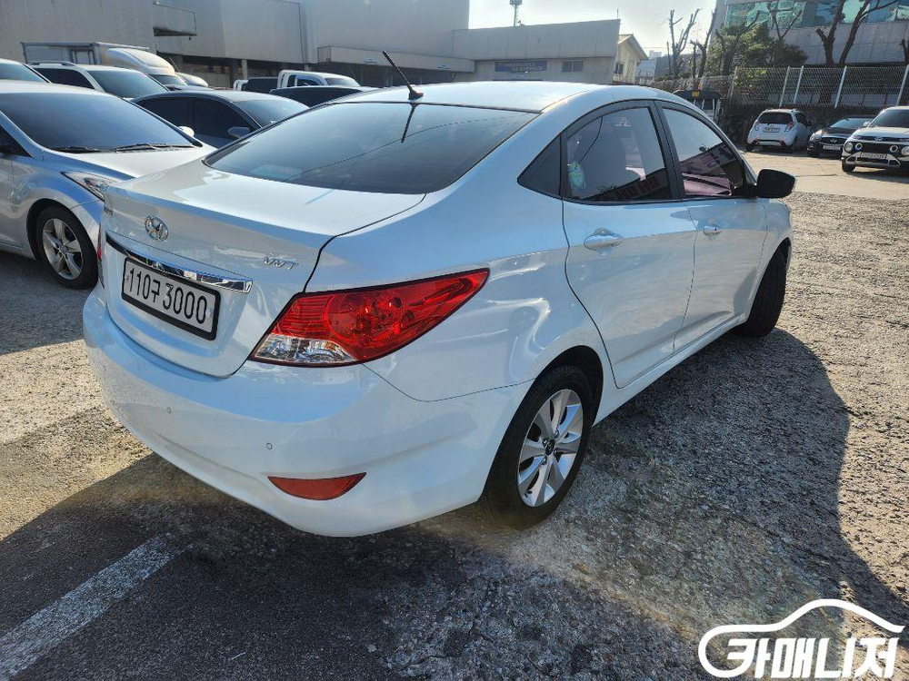 [현대]엑센트신형 1.4VVT 모던 (5인승) #앱특가--3