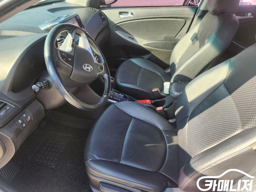 [현대]엑센트신형 1.4VVT 모던 (5인승) #앱특가--6