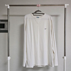 나이키 긴팔 티셔츠 흰색 XL