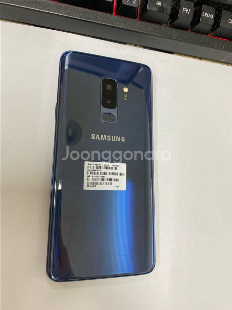 갤럭시S9플러스 블루 외관깔끔 64GB 무잔상급--0