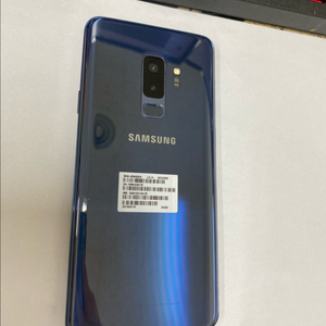 갤럭시S9플러스 블루 외관깔끔 64GB 무잔상급