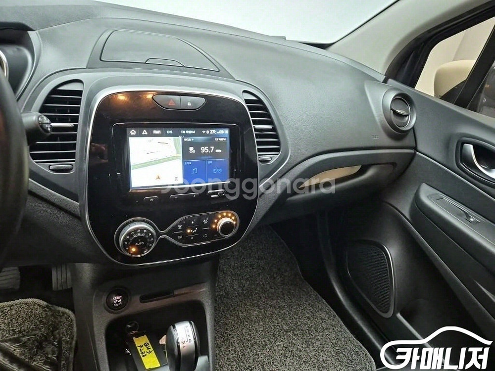 [르노코리아(삼성)]뉴QM3 디젤 1.5 RE 기본형--9