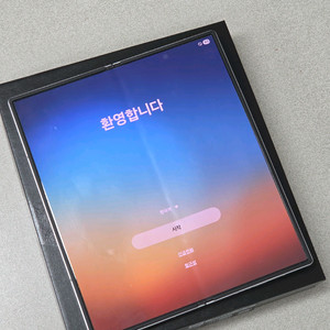 갤럭시 Z폴드6 512G 실버 자급제 새것같은 S급