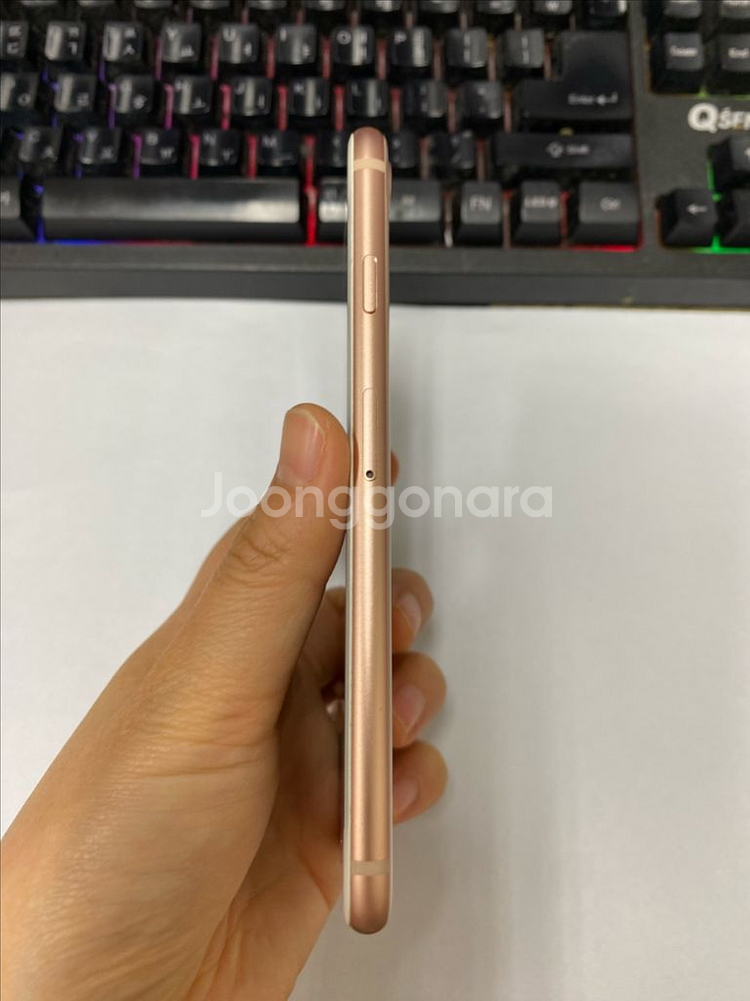 아이폰8 로즈골드 외관SS급 64G 버전16.1--5