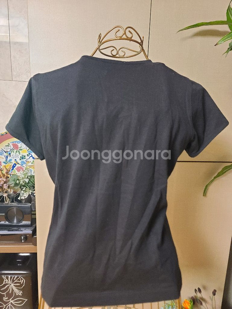 DKNY 디케이앤와이 반팔티 M size--2