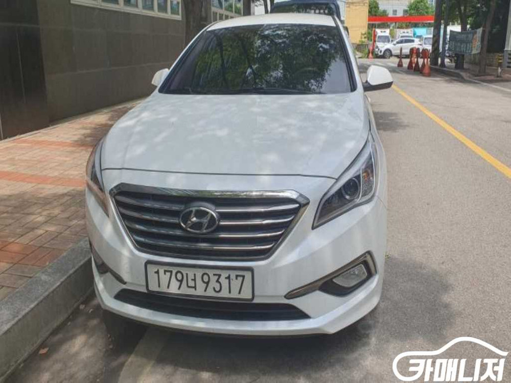 [현대]LF 쏘나타 2.0 스타일 기본형 (5인승) #--2