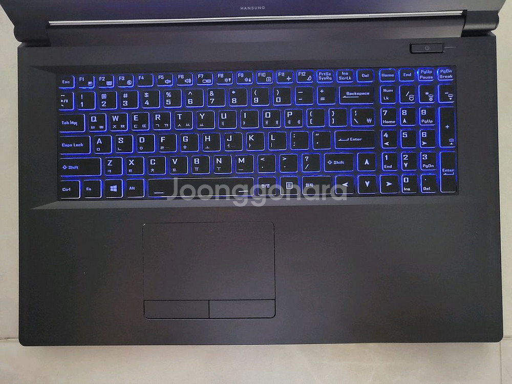 대형17.3/i5 9400/램16/SSD256/1테라--3