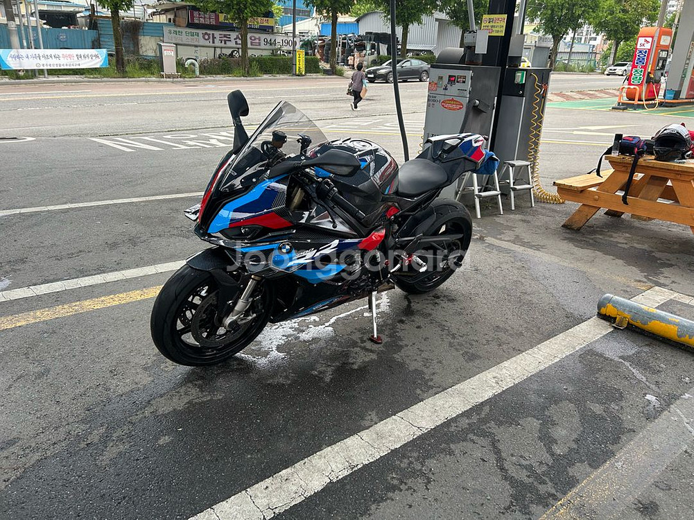 bmw s1000rr 레이스팩 23년식 팝니다--6