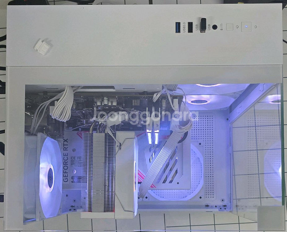 7500f, 4060 올화이트 큐브형 어항pc 팝니다--1