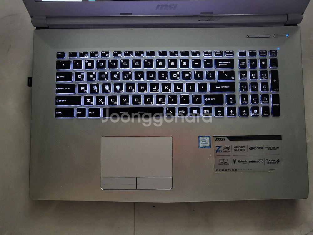 대형17.3/i7 7700HQ/램16/SSD256/1테--3