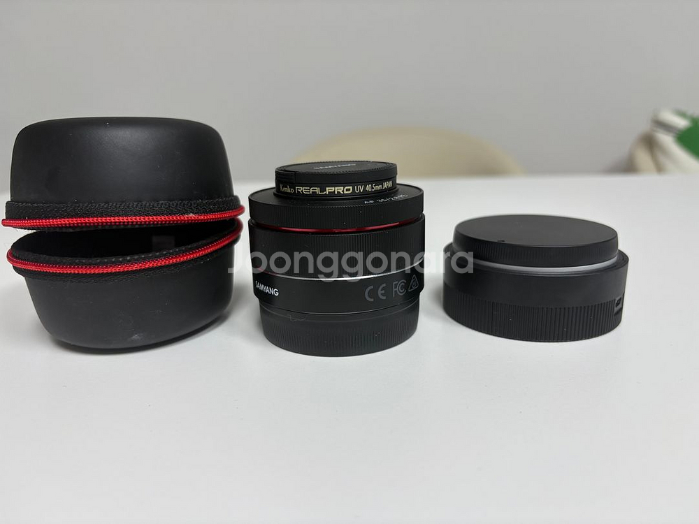 삼양 소니마운트 35미리 f2.8 펜케잌 렌즈 팝니다--0
