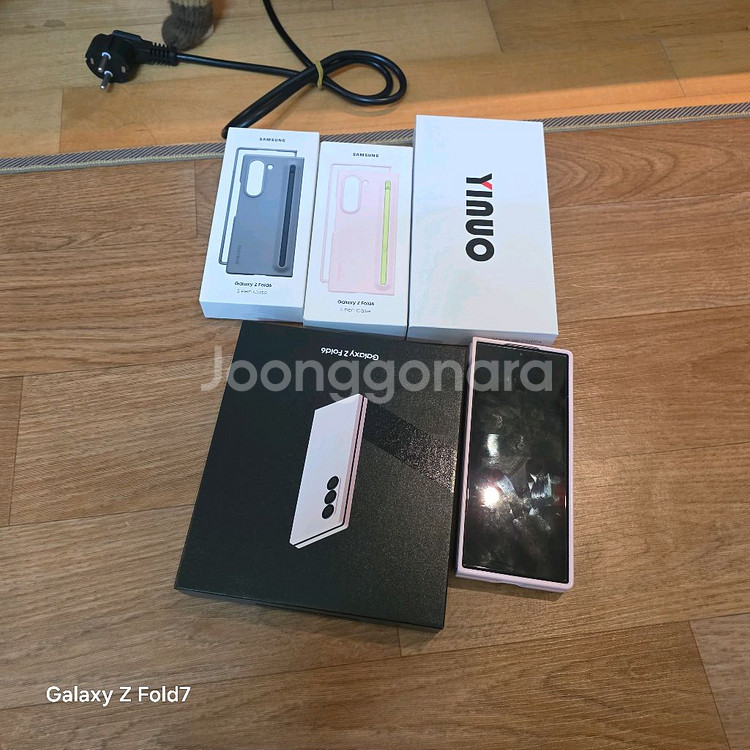갤럭시 z폴드6 256GB 핑크 자급제 최상급 판매합니--0