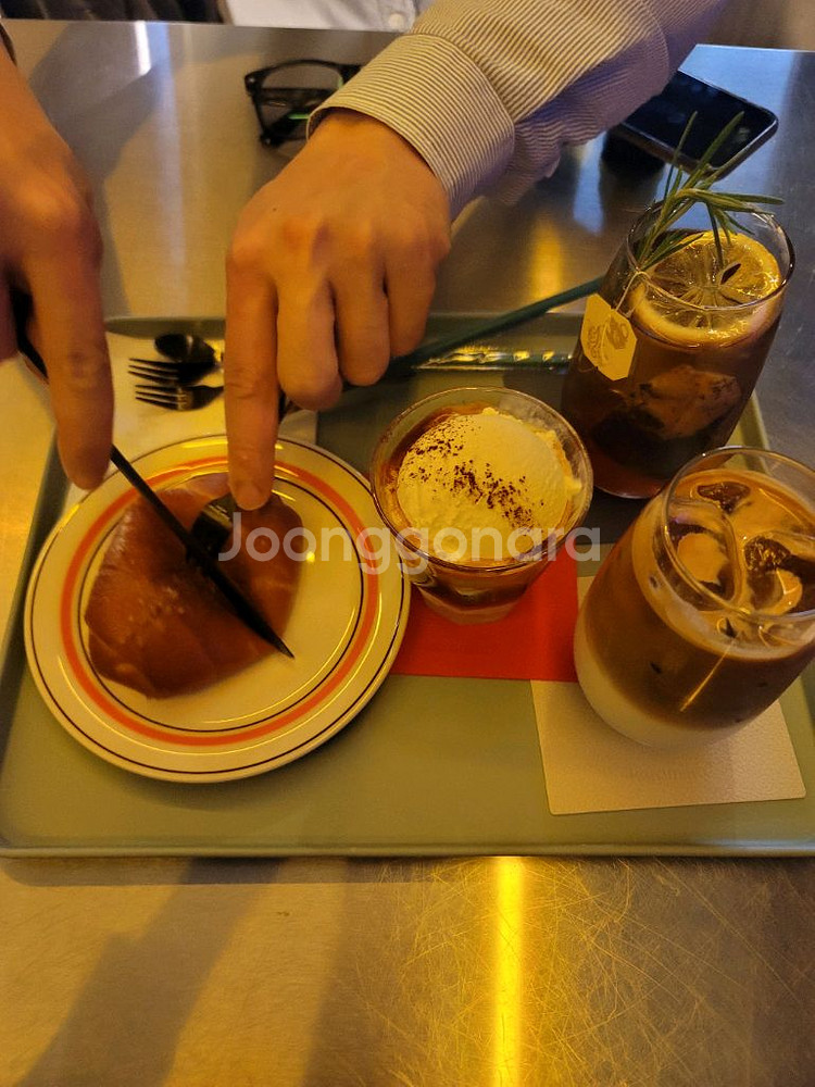 갤러리아 30만 판매합니다 85%--0