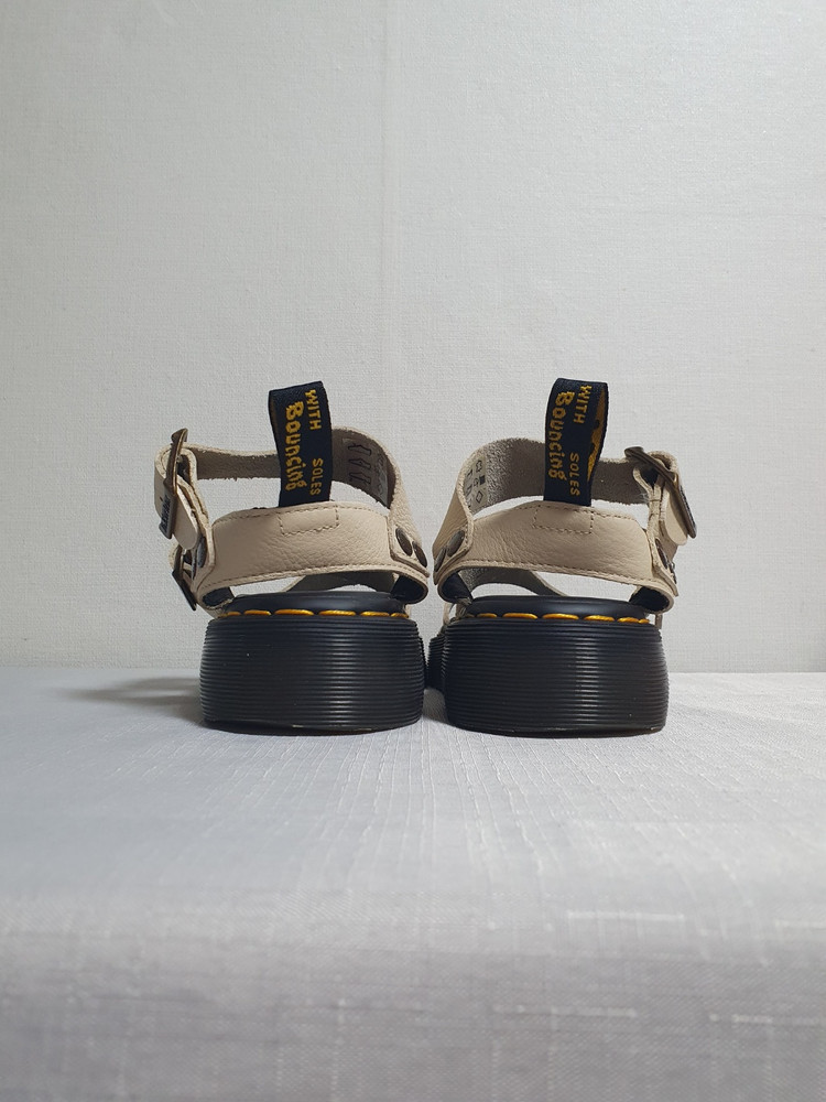 닥터마틴 그리폰 쿼드 샌들 230mm 아이보리--2